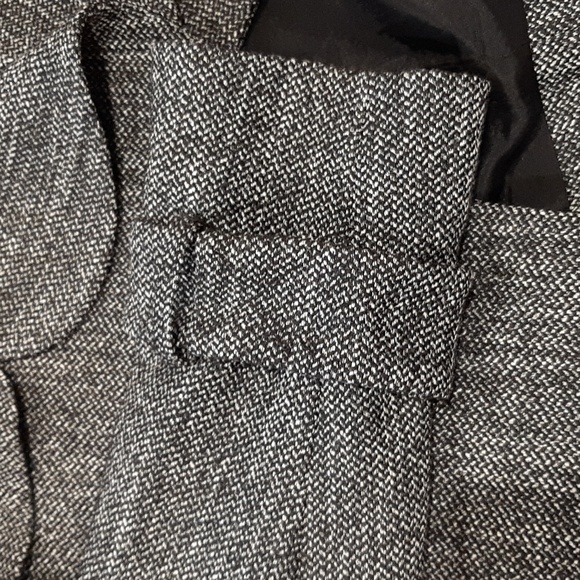 Anne Klein Deconstructed Black Tweed Bomber Jacket - Picture 3 of 6